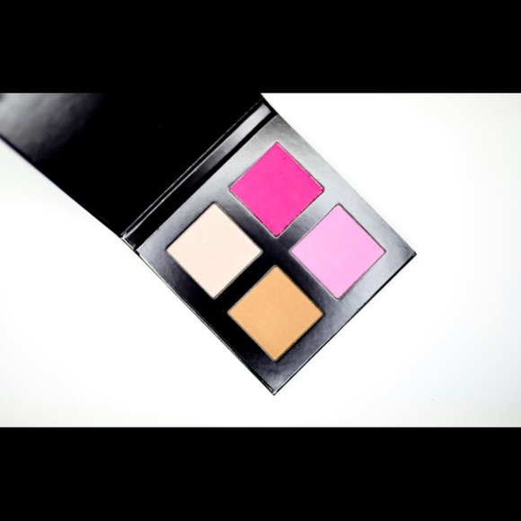 Hikari All In One Palette - Picture 2 of 4